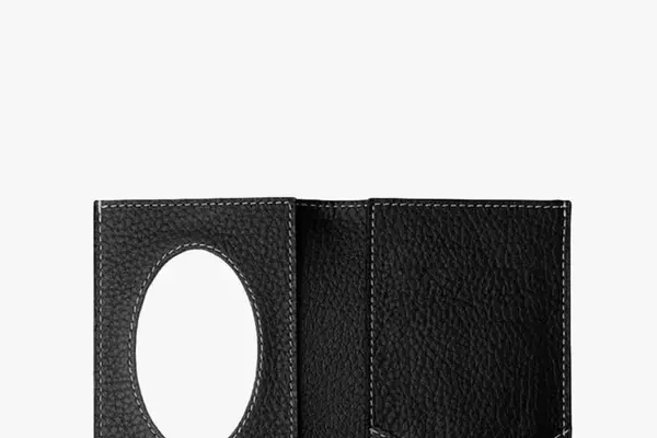 Your Essential Travel Accessories Checklist: Stylish & Functional Essentials for Every Journey