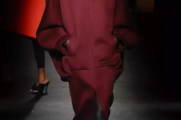 Embrace the Allure of Burgundy: Your Essential Guide to Autumn's Hottest Hue