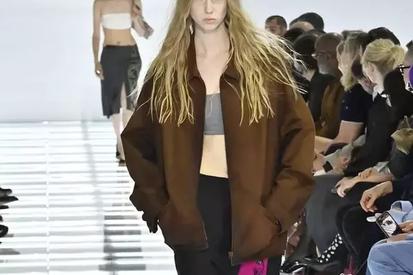 The Art of Contrast: Pairing Statement Skirts with Technical Jackets