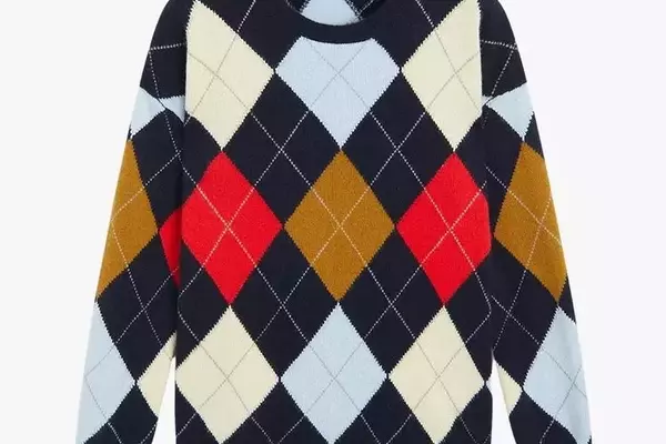 The Ultimate Guide to Gifts for Girlfriends: 30 Thoughtful Presents She'll Adore