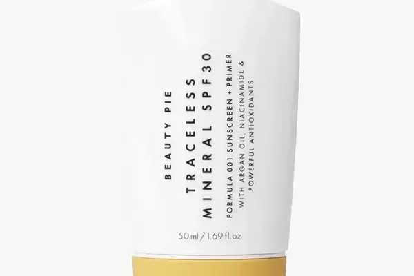Comprehensive Guide to Sunscreen Types and Application