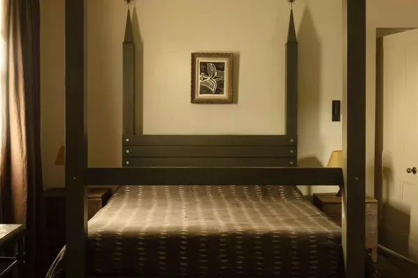 Embracing Witchcore: A Guide to Mystical Home Decor