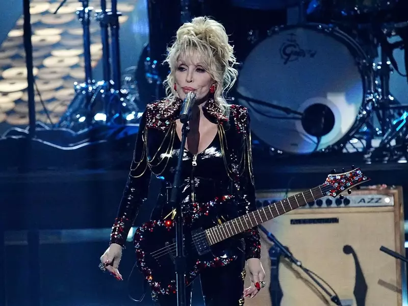 Dolly Parton's Enduring Style Legacy: A Conversation with Her Longtime Stylist, Steve Summers